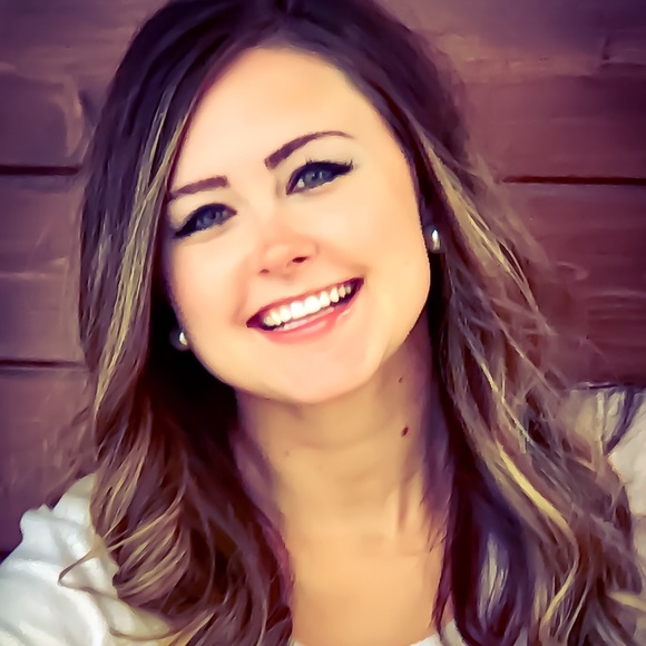 Meet your Posher, Callie - Picture 1 of 1